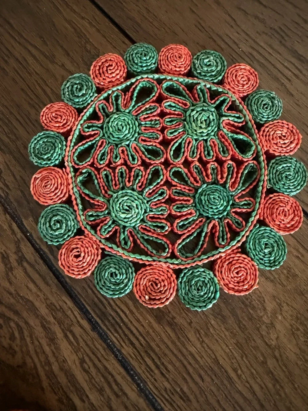 Vintage Woven Raffia Hot Pad Pot Holder Trivet Flower Set Of 2